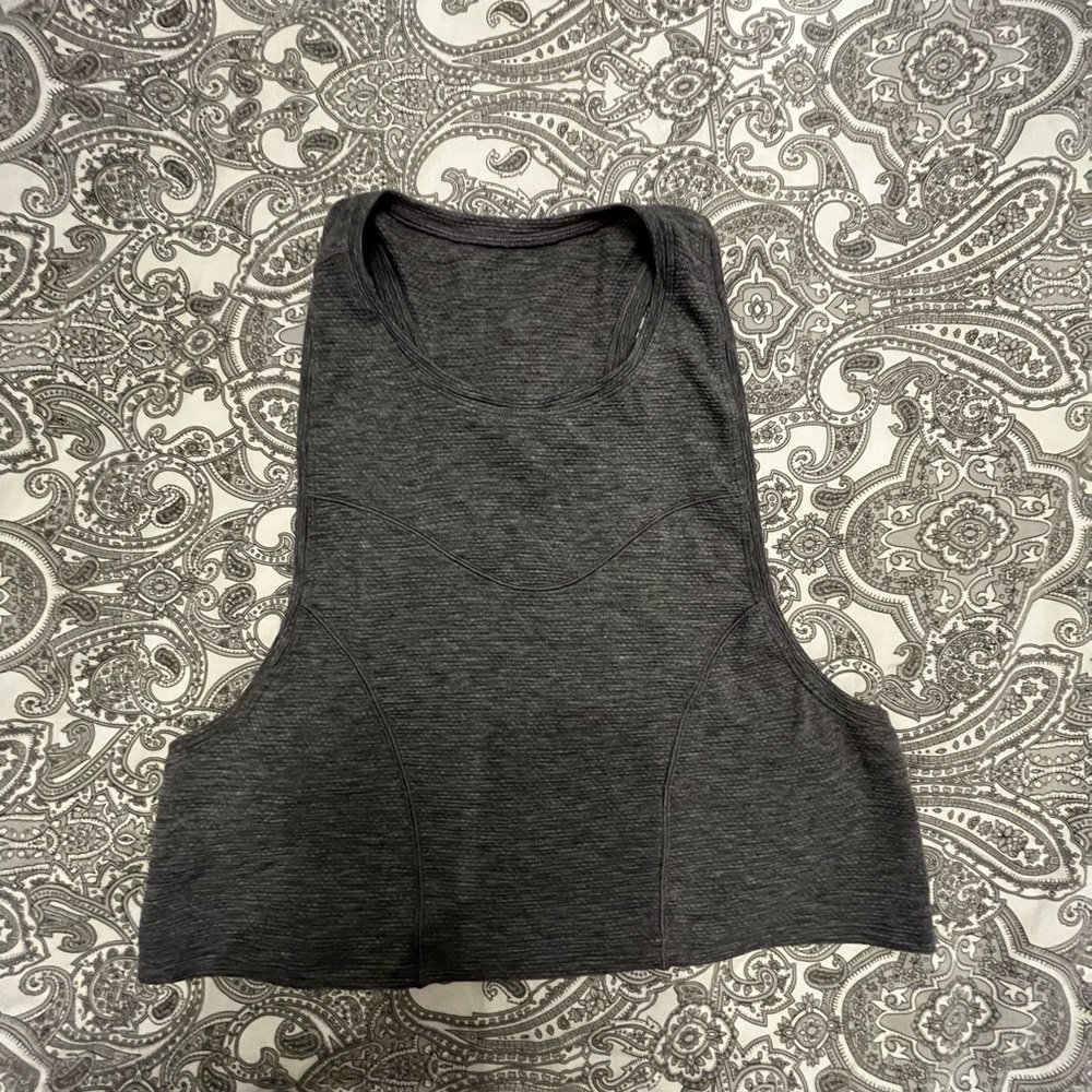 Lululemon muscle tank